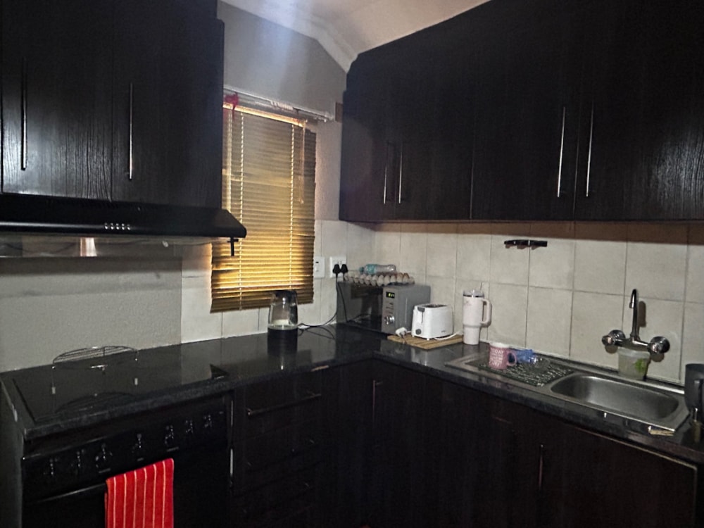 House for sale in Roodepan - 1KJ1729618