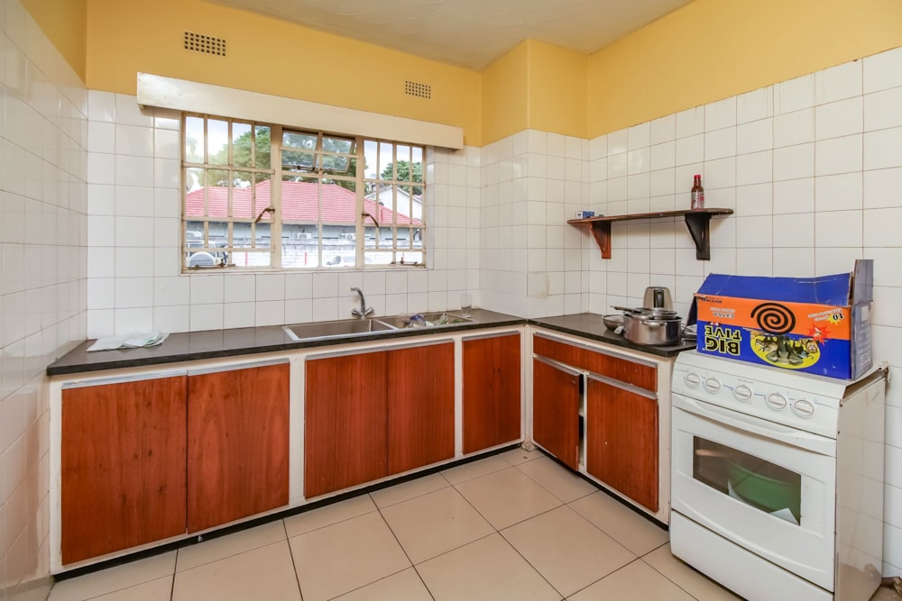 Double-storey apartment for sale in Avenues, Zimbabwe - 3ZB1729672 Double-storey apartment for sale in Avenues, Zimbabwe - 3ZB1729672