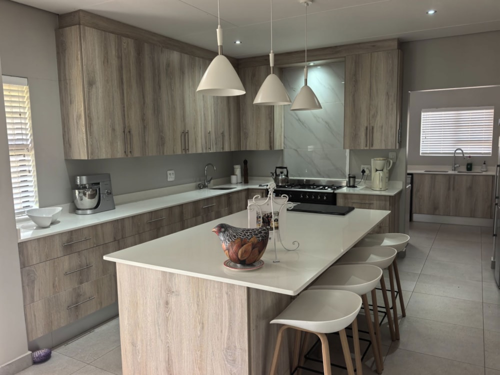 House for sale in Bateleur Estate - 1NS1729879