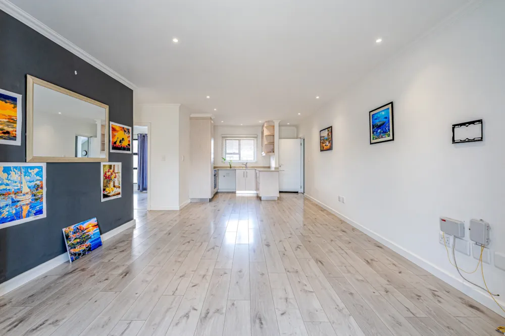 Apartment sold in Emberton Estate - 1KF1729721