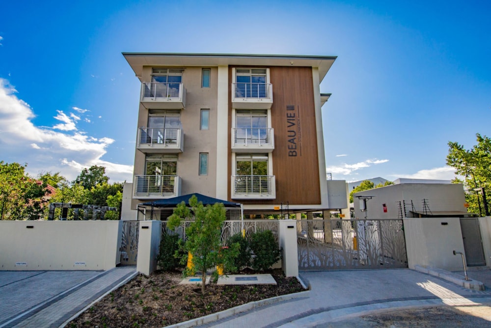 Multi-storey apartment for sale in Stellenbosch Central - ST1730039