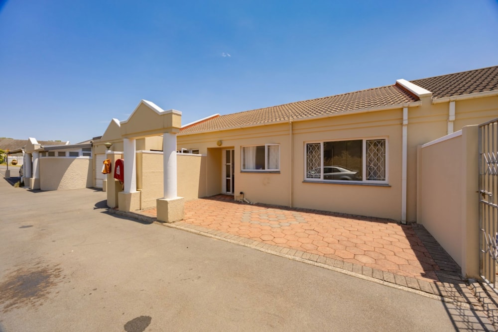 Townhouse for sale in Sherwood, Westville - 1WP1729735