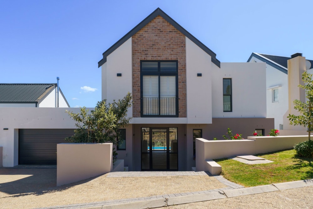 House for sale in La Roche - ST1729790 House for sale in La Roche - ST1729790