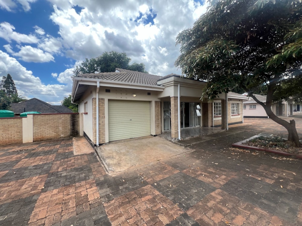 Cluster to rent in Highlands, Zimbabwe - 3ZB1729796