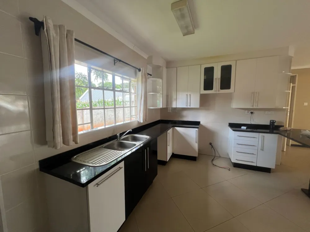 Cluster let in Highlands, Zimbabwe - 3ZB1729796 Cluster let in Highlands, Zimbabwe - 3ZB1729796