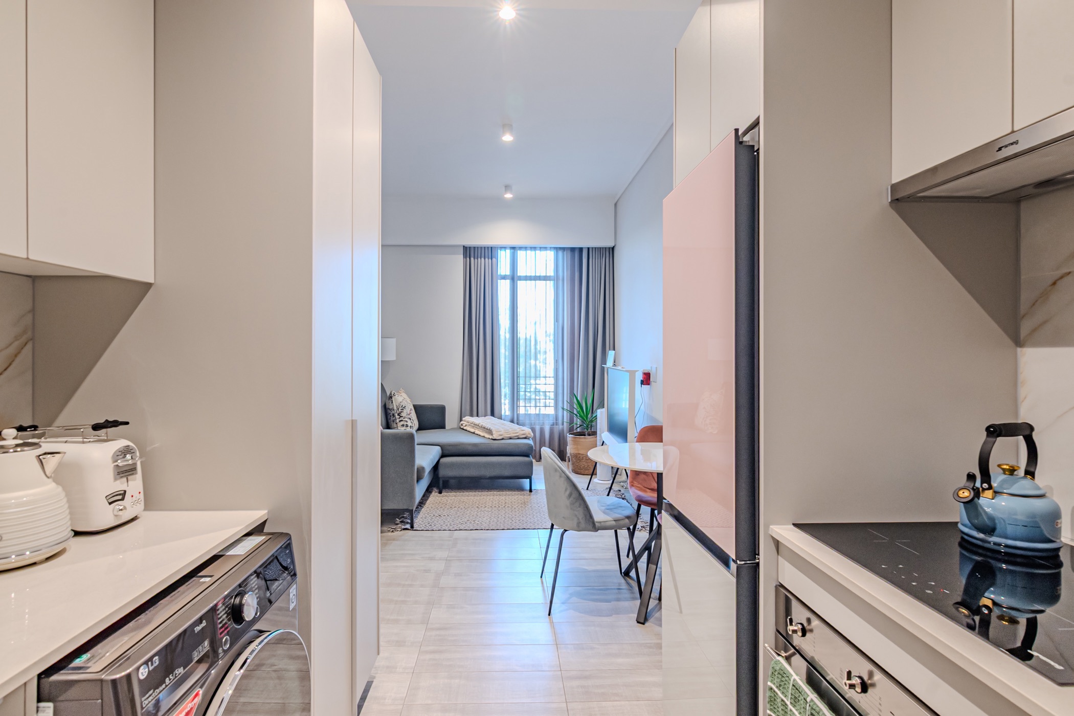 Apartment to rent in Menlyn - PTL1729848