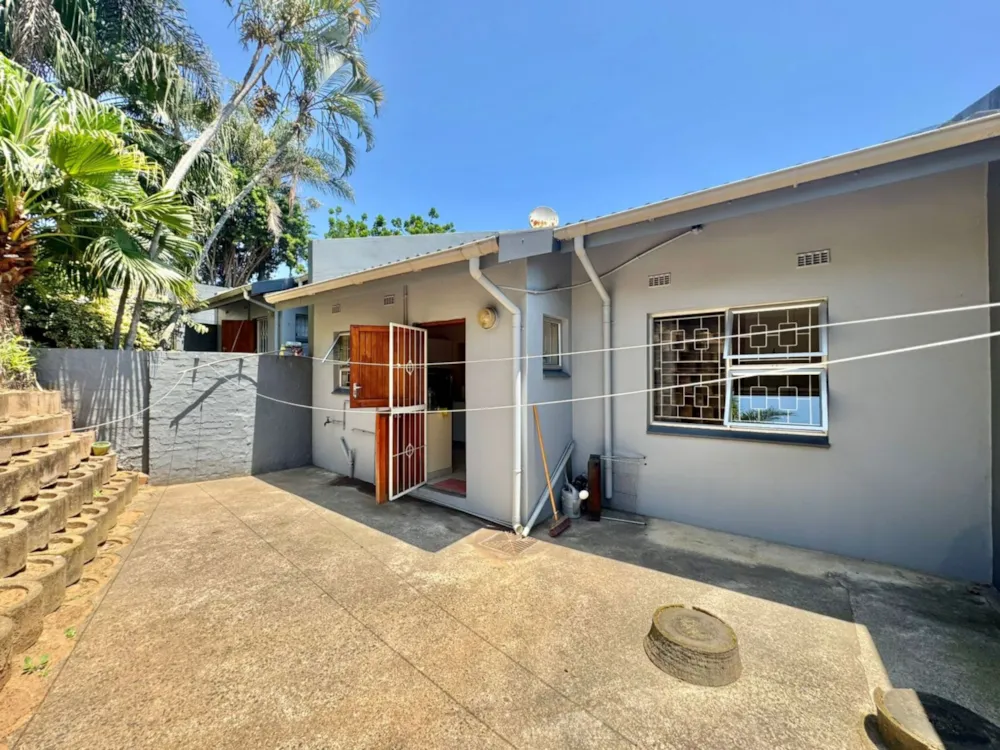 Apartment let in Morningside, Durban - 1DA1729849