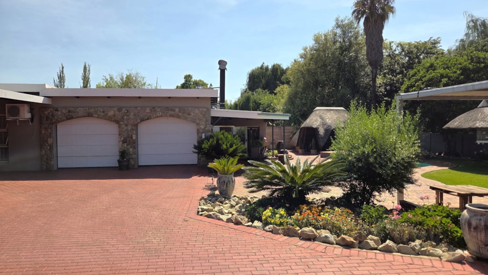 House for sale in Rensburg - 1SP1730199 House for sale in Rensburg - 1SP1730199