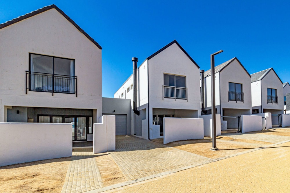 Townhouse to rent in Newinbosch - STL1729910