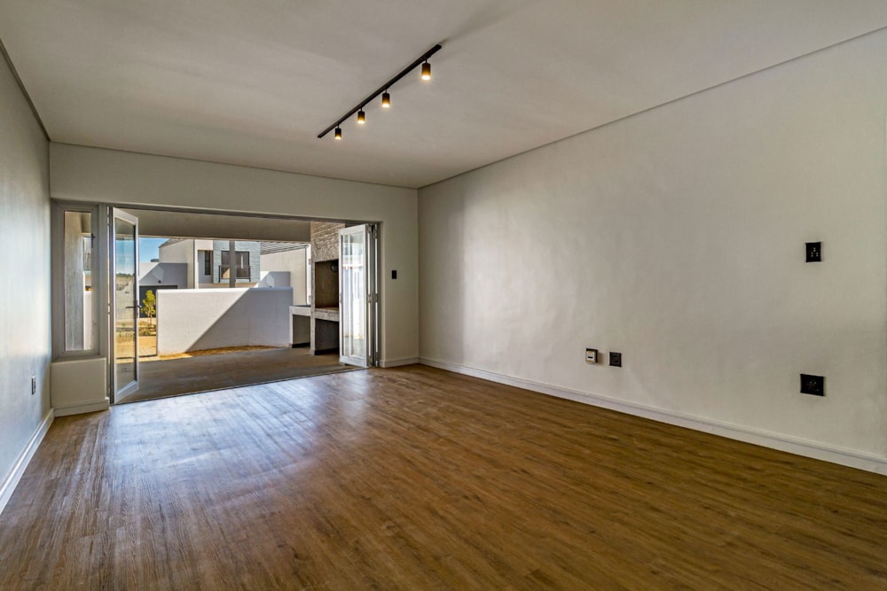 Townhouse to rent in Newinbosch - STL1729910