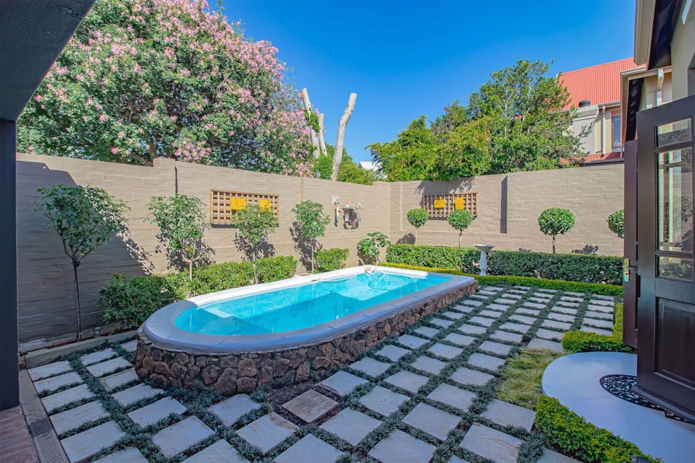 Townhouse for sale in Heritage Hill Estates - CN1729923 Townhouse for sale in Heritage Hill Estates - CN1729923