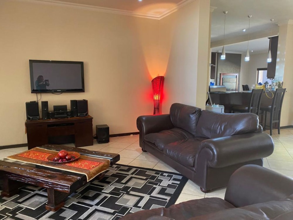 Double-storey house for sale in Swakopmund, Namibia - 3NM1730274