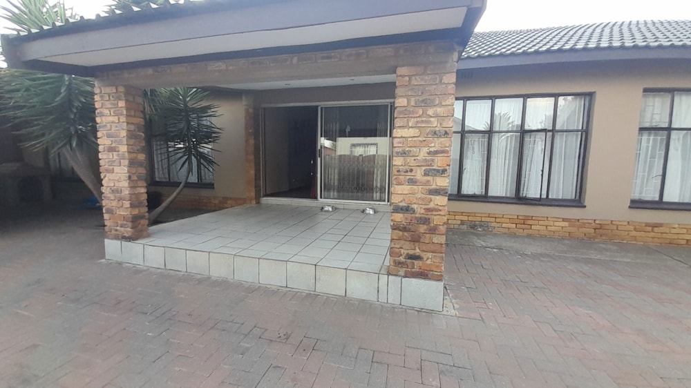 House for sale in Vanderbijlpark SE 6 - 1VT1729966 House for sale in Vanderbijlpark SE 6 - 1VT1729966