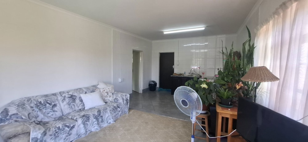 Garden cottage to rent in Summerveld - 1KF1729975