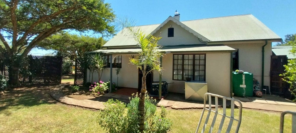 House let in Lydenburg (Mashishing) - 1LY1730432