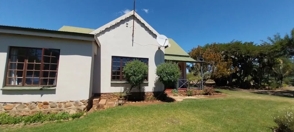House let in Lydenburg (Mashishing) - 1LY1730432 House let in Lydenburg (Mashishing) - 1LY1730432
