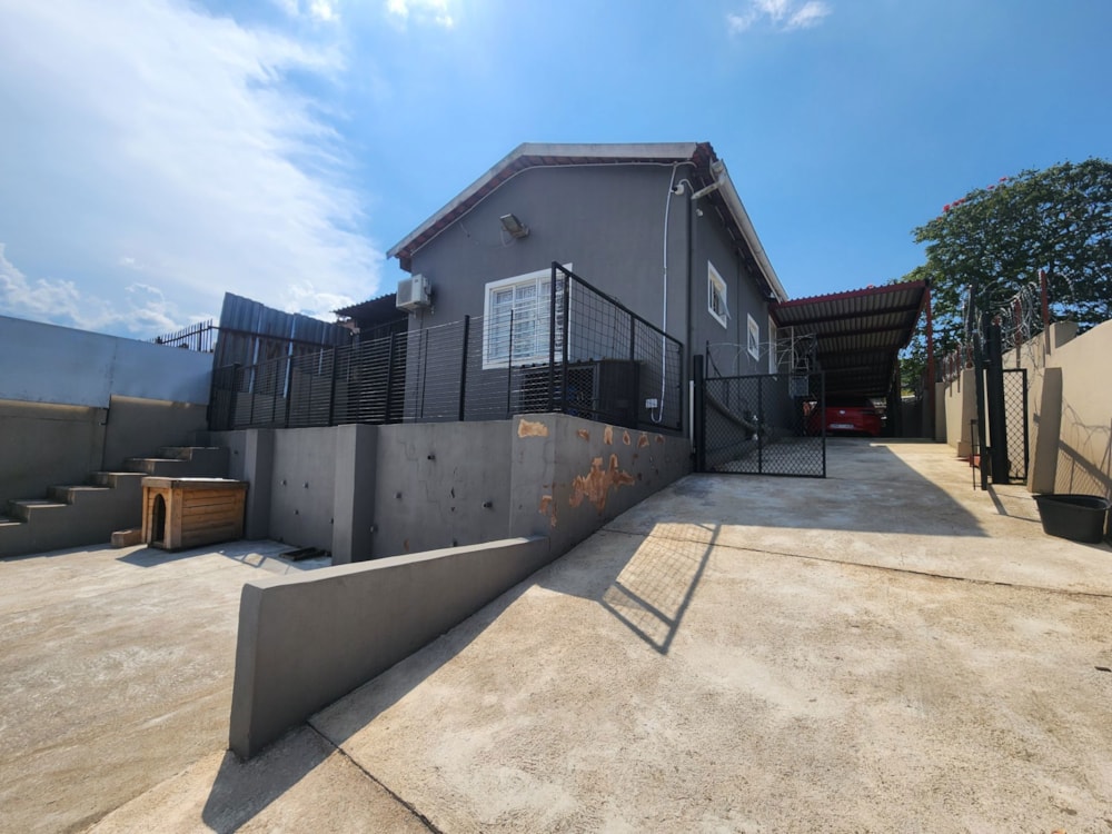 House for sale in Bombay Heights - 1PM1730083 House for sale in Bombay Heights - 1PM1730083