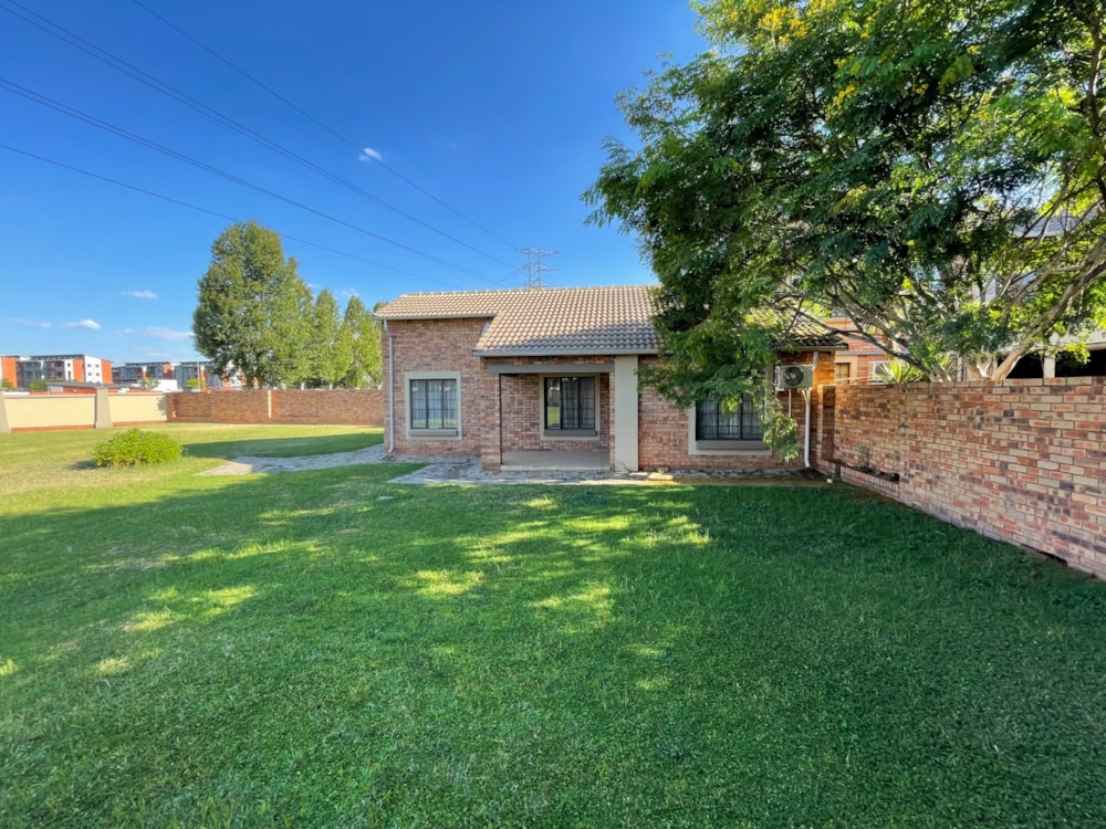 Townhouse for sale in Eco Park Estate - CN1730001