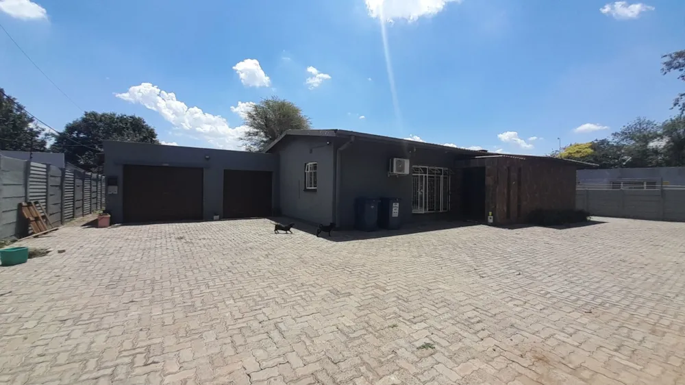 House for sale in Vanderbijlpark SW 1 - 1VT1730059 House for sale in Vanderbijlpark SW 1 - 1VT1730059