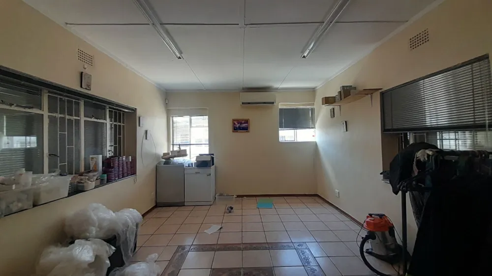House for sale in Vanderbijlpark SW 1 - 1VT1730059 House for sale in Vanderbijlpark SW 1 - 1VT1730059