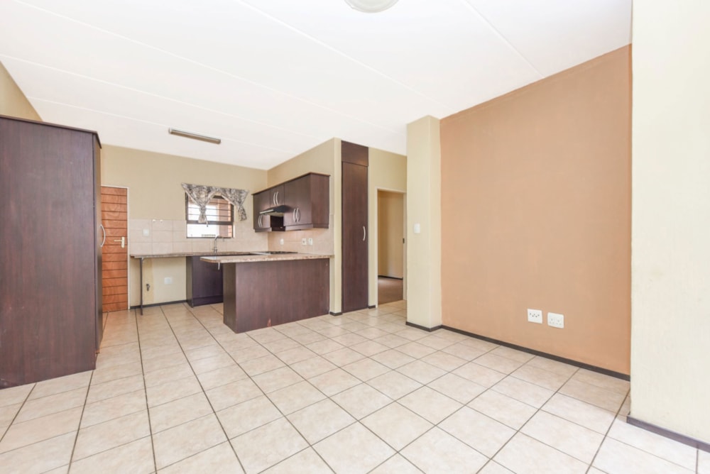 House to rent in North Riding - FYL1730073