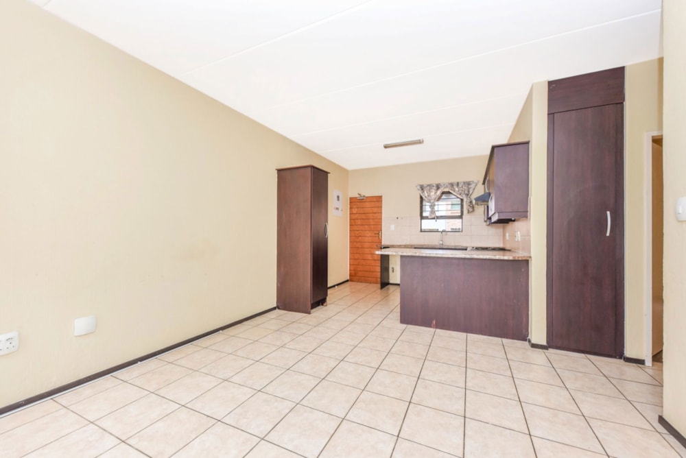 House to rent in North Riding - FYL1730073