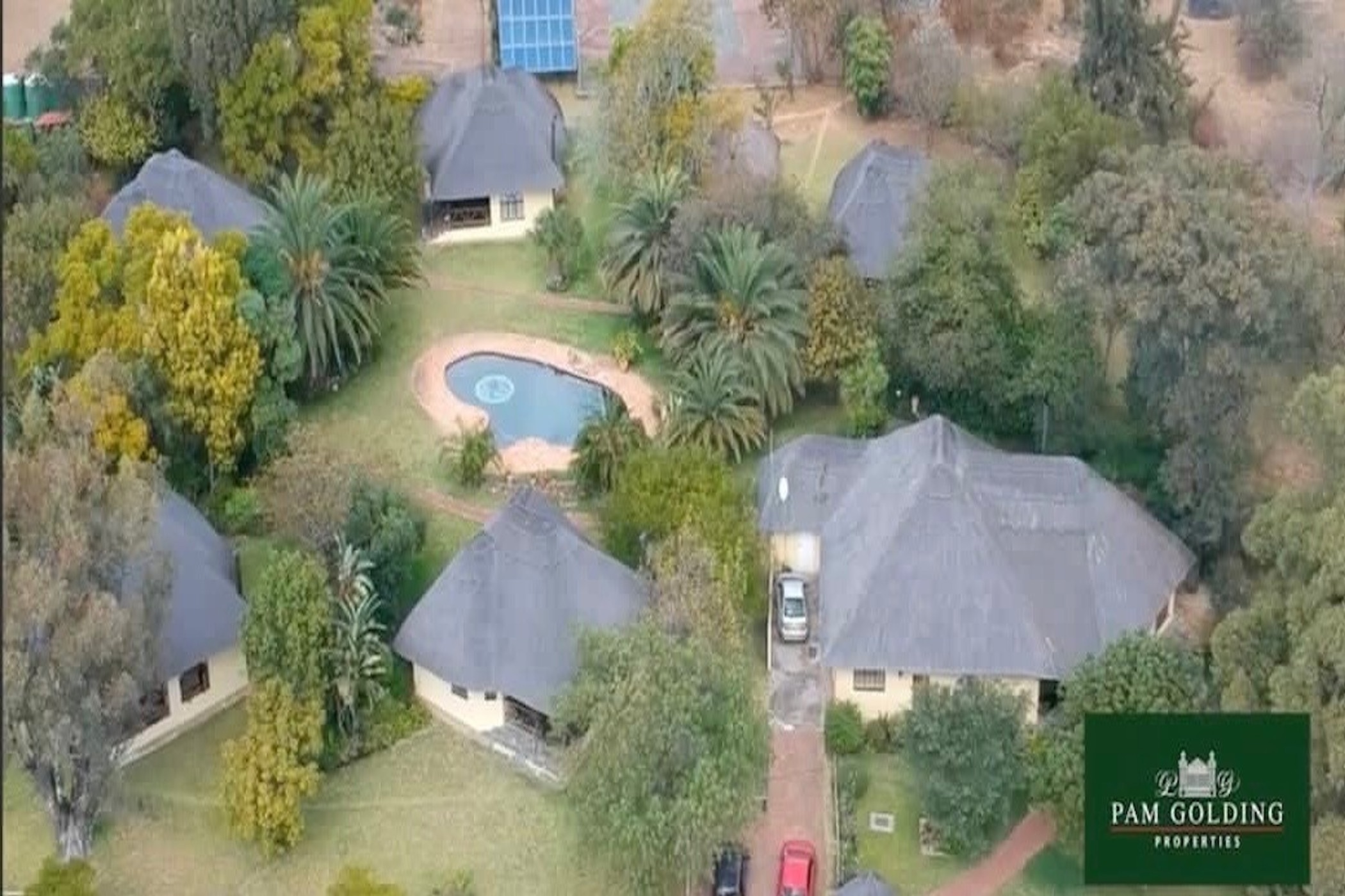 Bed & breakfast for sale in Burnside, Bulawayo, Zimbabwe - 3ZB1730084