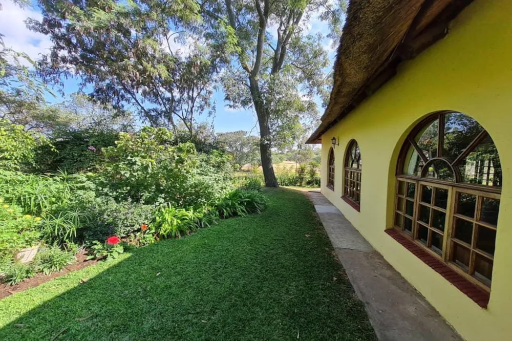 Bed & breakfast for sale in Burnside, Bulawayo, Zimbabwe - 3ZB1730084 Bed & breakfast for sale in Burnside, Bulawayo, Zimbabwe - 3ZB1730084