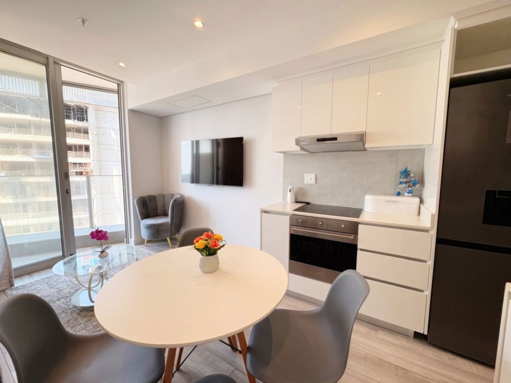 Studio apartment to rent in uMhlanga Rocks - 1ND1730103