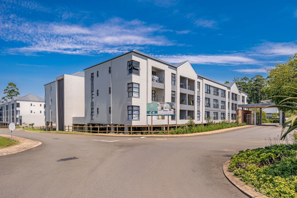 Apartment for sale in Emberton Estate - 1KF1730115