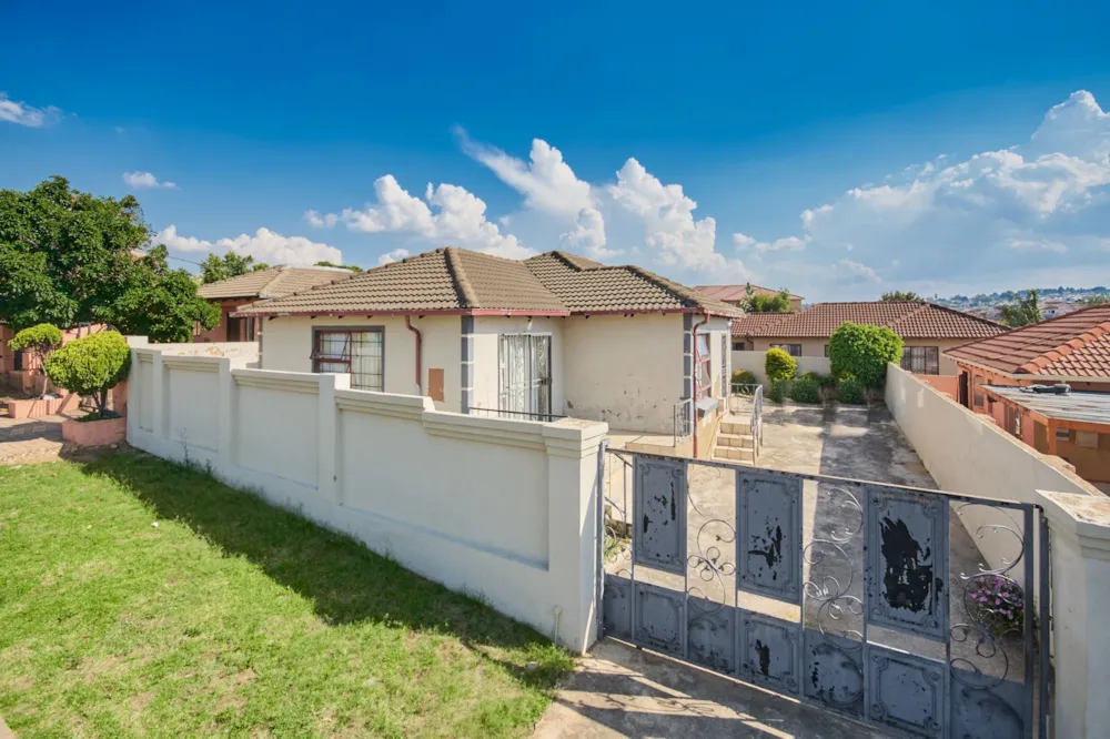 House sold in Cosmo City - RAN1730217 House sold in Cosmo City - RAN1730217