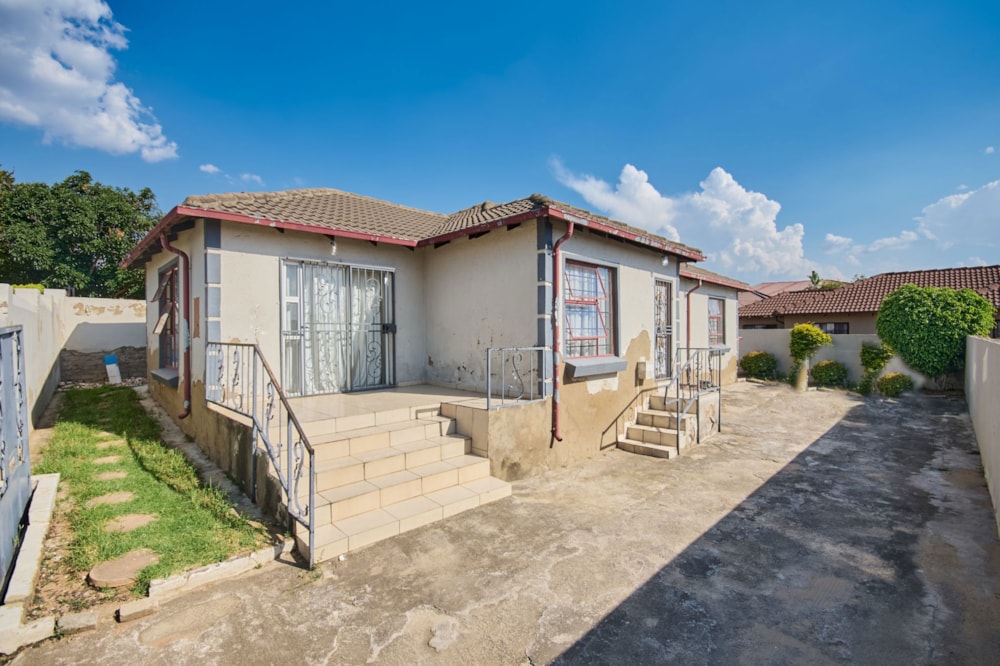 House for sale in Cosmo City - RAN1730217