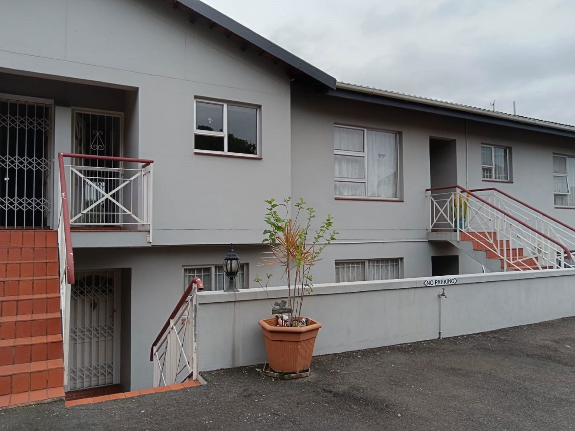 Apartment for sale in Scottburgh - 1si1730302