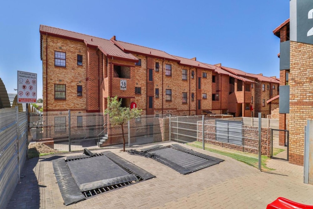 Apartment for sale in Erand Gardens - MR1730342