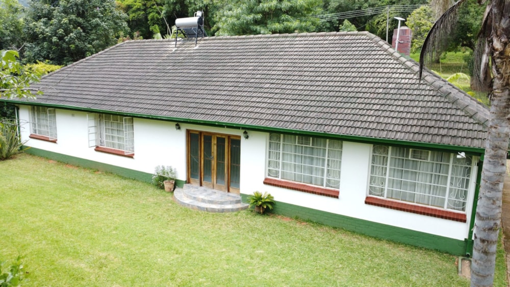 House for sale in Mutare, Zimbabwe - 3ZB1731303 House for sale in Mutare, Zimbabwe - 3ZB1731303