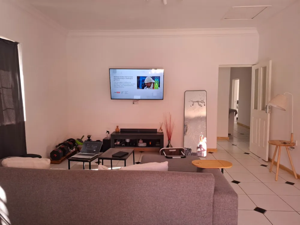 House let in Block 9, Botswana - 3BO1731677