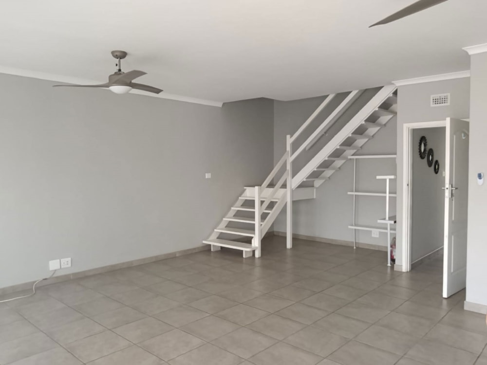 Townhouse to rent in Scottburgh - 1si1730317