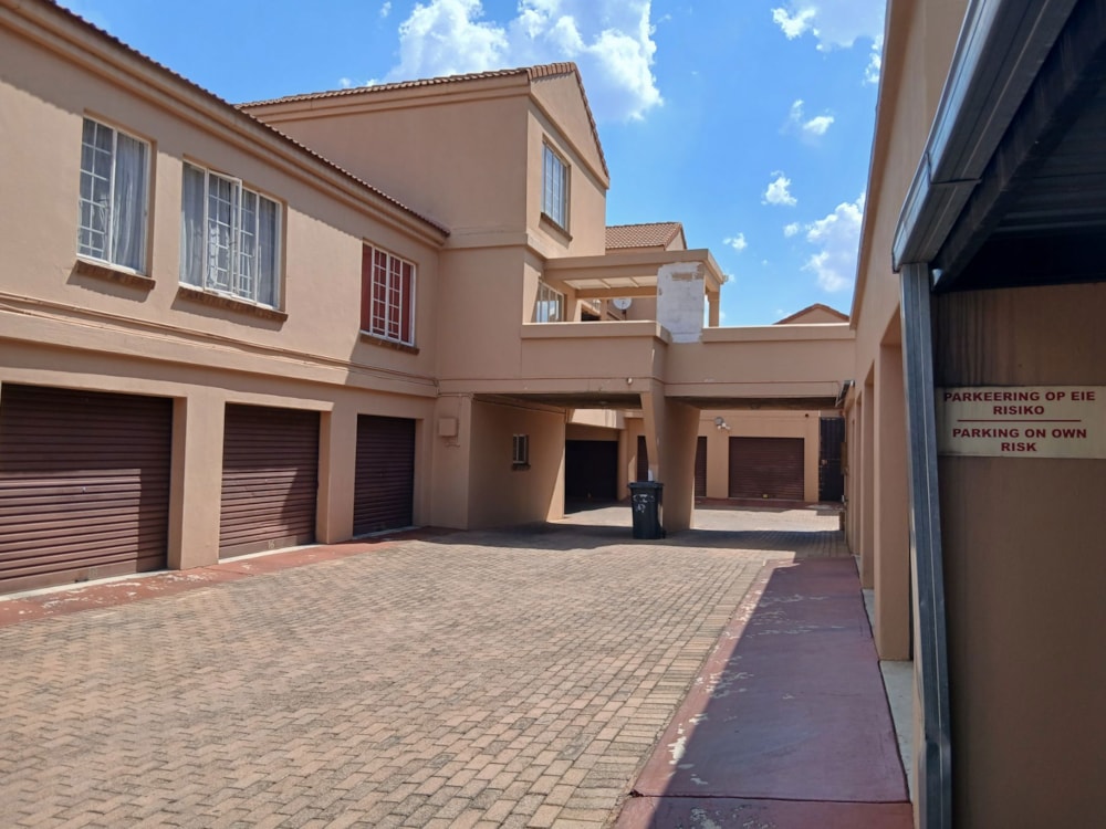 Apartment for sale in Wonderboom South, Pretoria North - PTM1730349