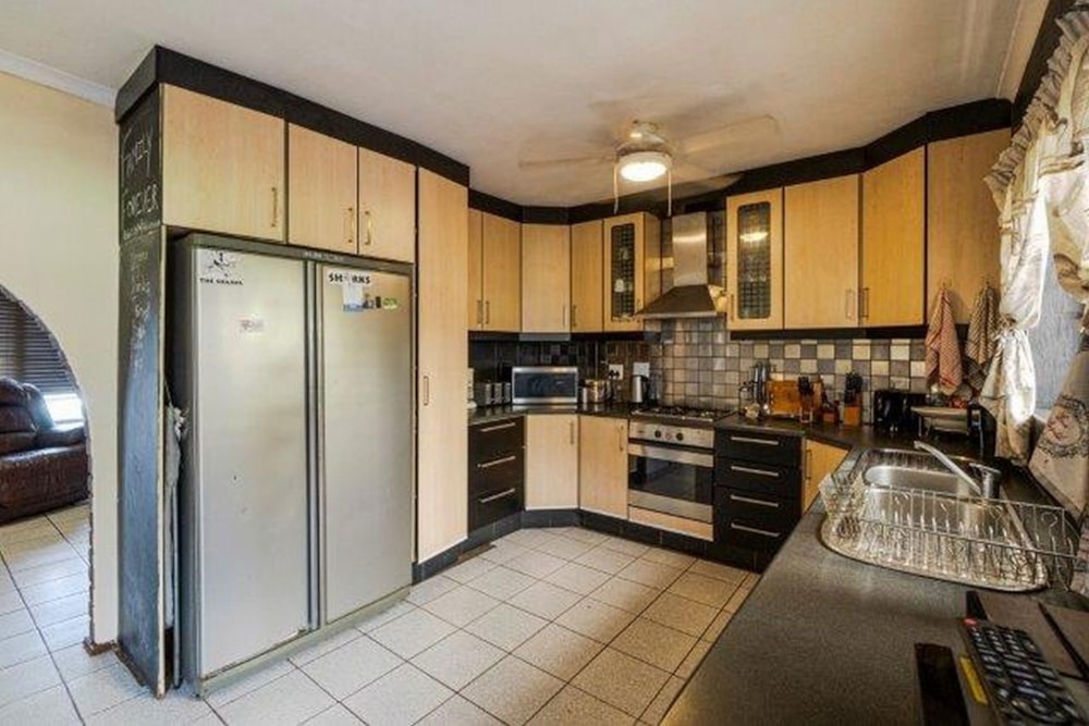 House for sale in Ocean View, Bluff - 1WB1730334 House for sale in Ocean View, Bluff - 1WB1730334