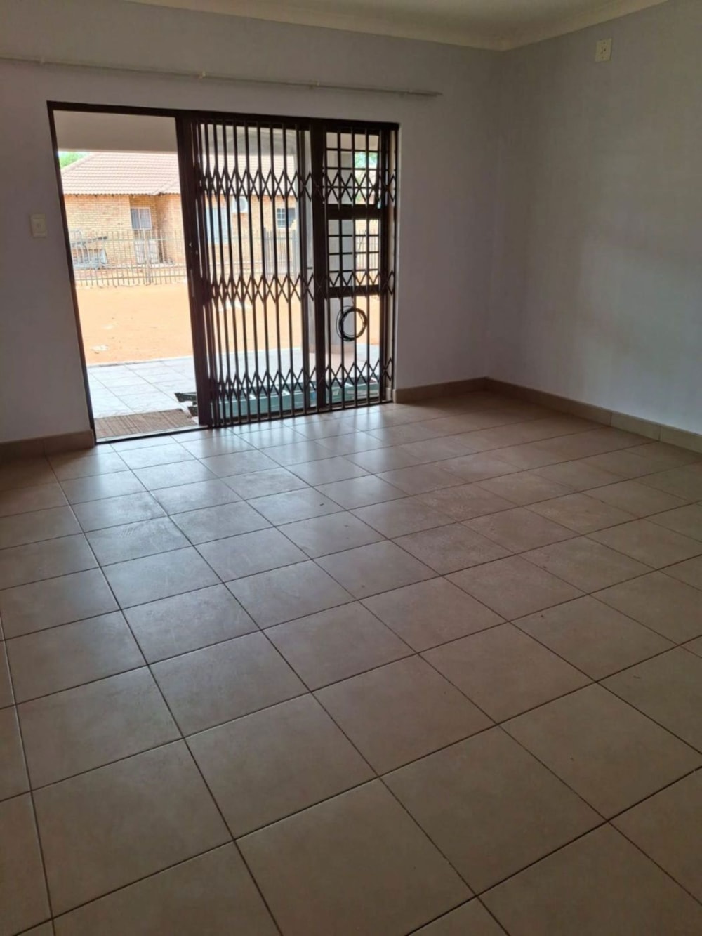 House to rent in Kathu Centre - 1RN1730347 House to rent in Kathu Centre - 1RN1730347