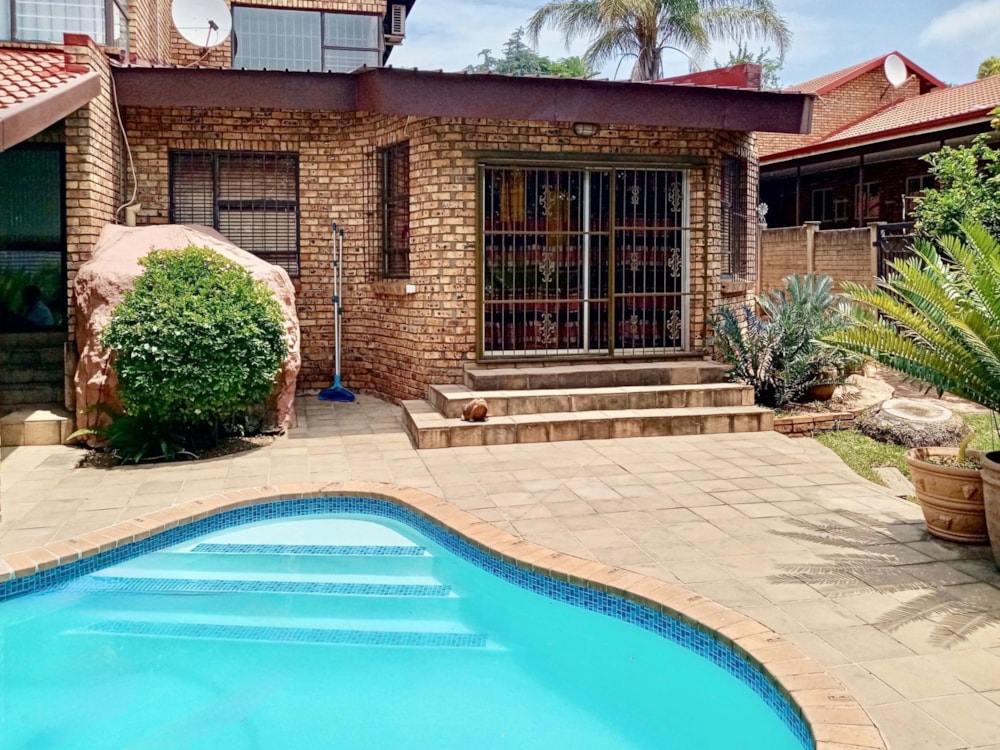 House for sale in Cashan - 1RU1730345