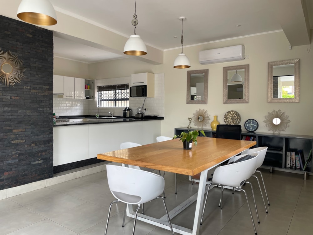 Double-storey house for sale in Block 10, Botswana - 3BO1730481 Double-storey house for sale in Block 10, Botswana - 3BO1730481