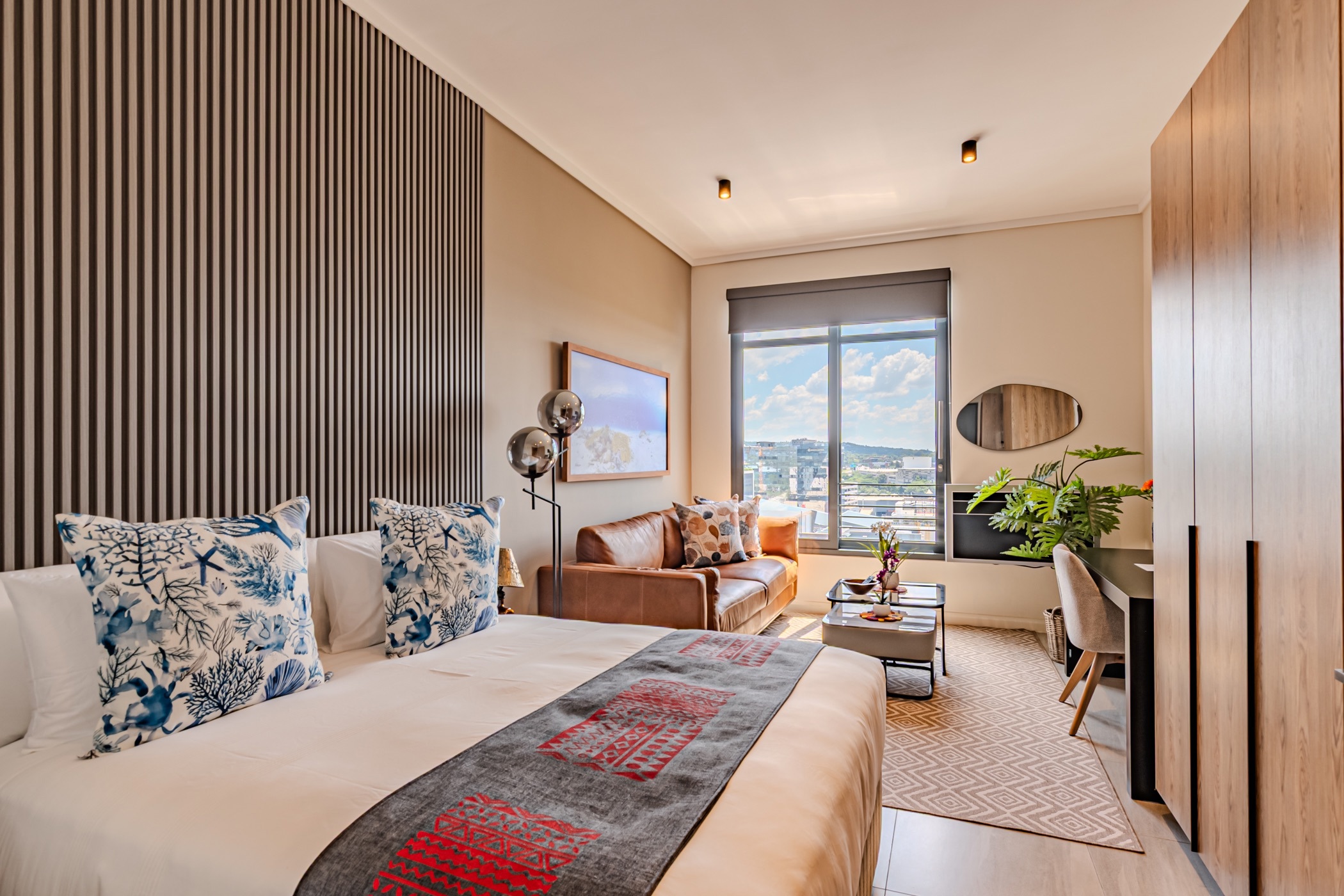 Bachelor apartment to rent in Menlyn - PTL1730457