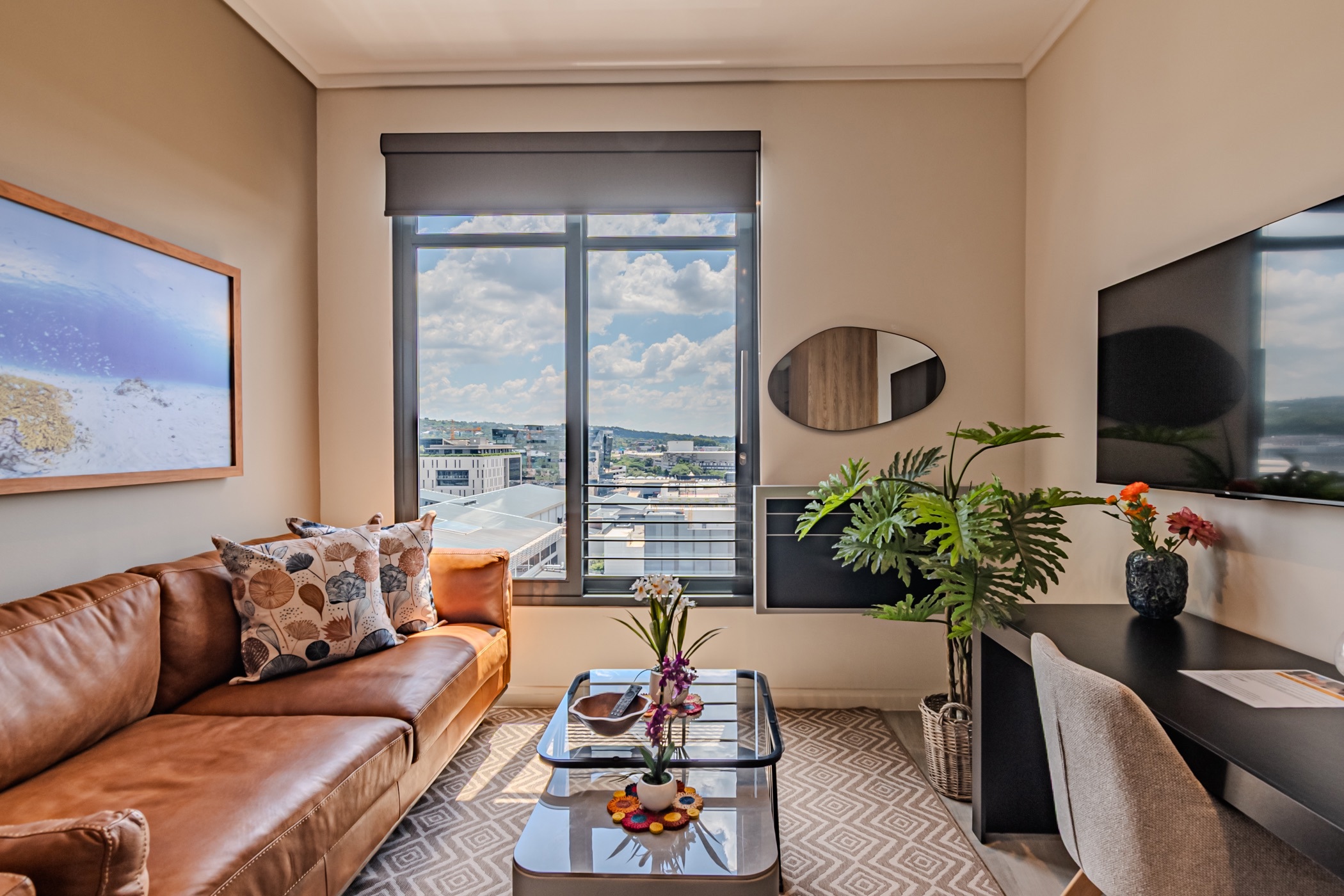 Bachelor apartment to rent in Menlyn - PTL1730457