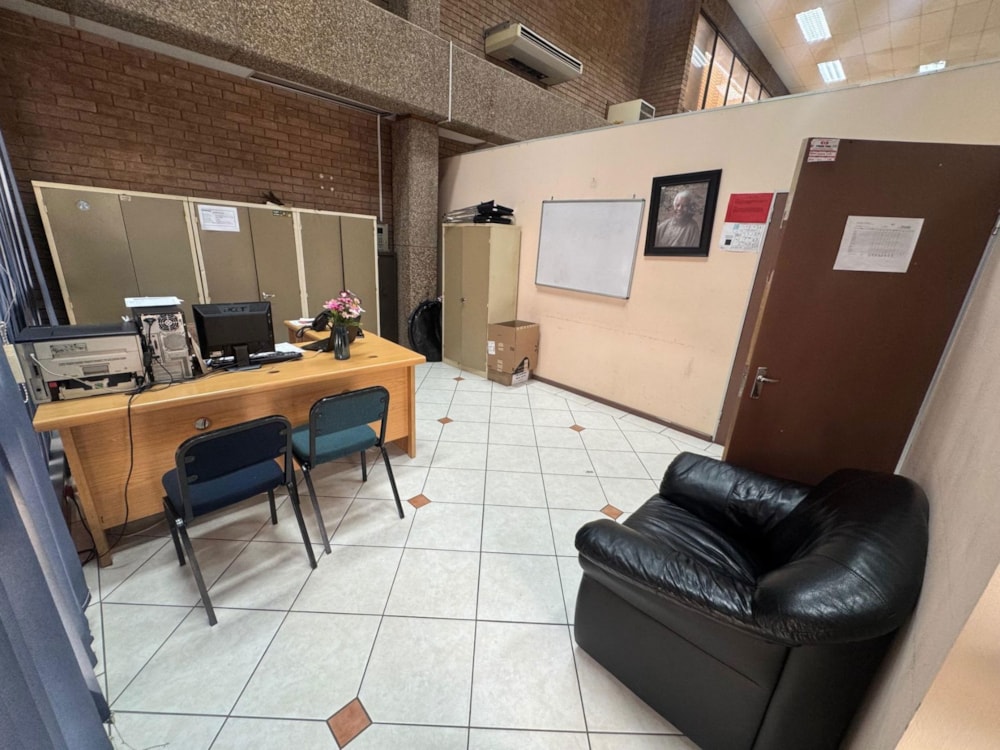 Commercial Building for sale in Polokwane Central - 1PS1731978