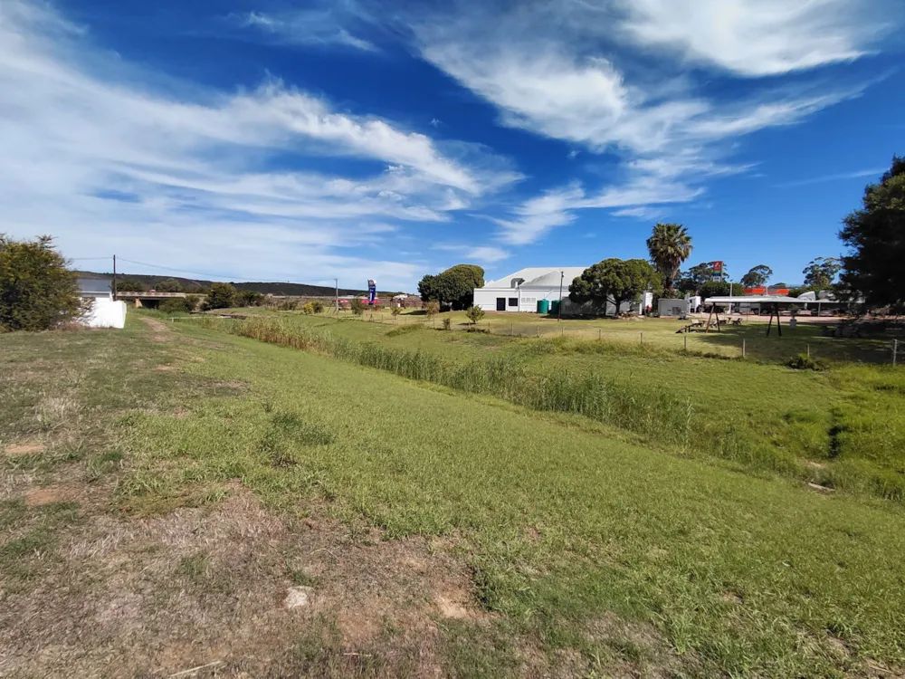 Residential vacant land for sale in Heidelberg, Garden Route - 1SR1730918 Residential vacant land for sale in Heidelberg, Garden Route - 1SR1730918