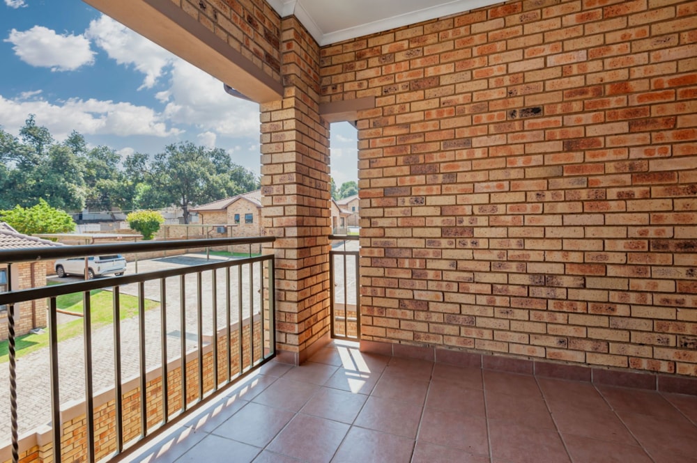 Apartment for sale in Ferndale, Randburg - RAN1730625
