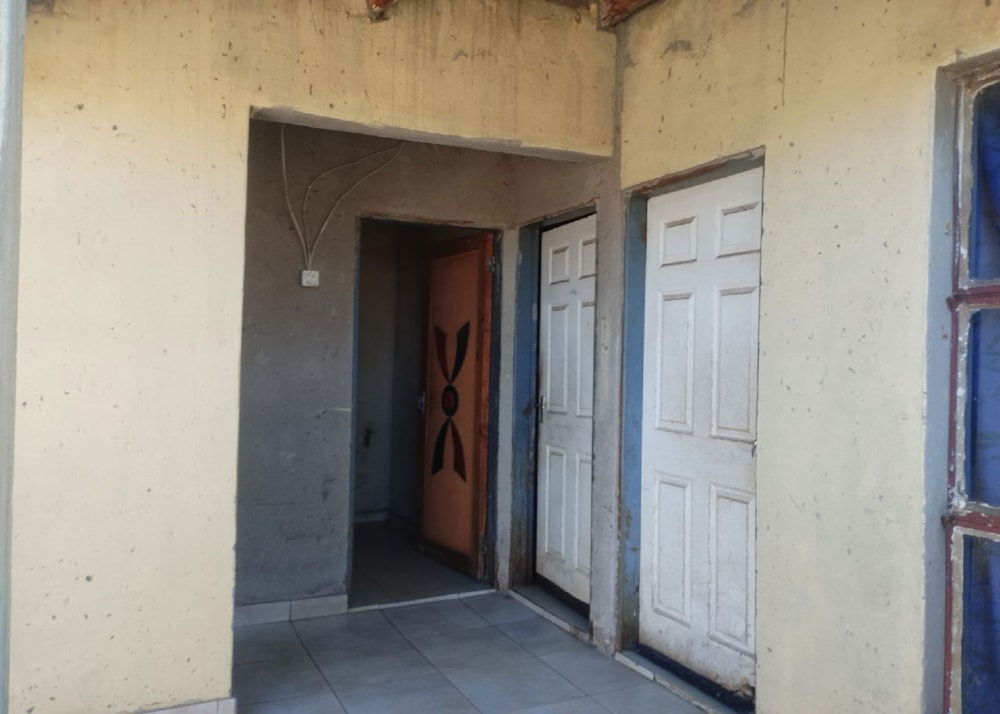 House for sale in Hlalamnandi - 1MD1730641