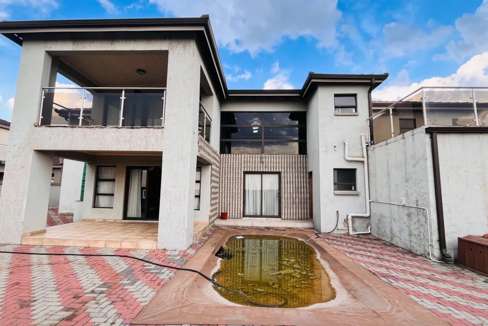 Security estate home for sale in Reyno Ridge - 1WD1730679