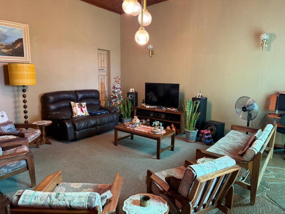 House for sale in Machadodorp, Mpumalanga - 1DS1731190